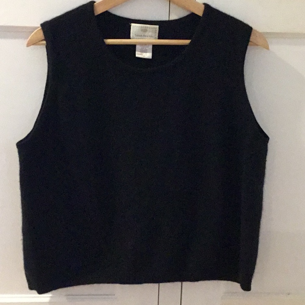 Susan Bristol vest made in Hong Kong. Lambs wool size xl